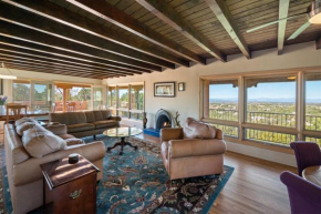 Topaz Mountain - Stunning Views in the Heart of the Historic East Side